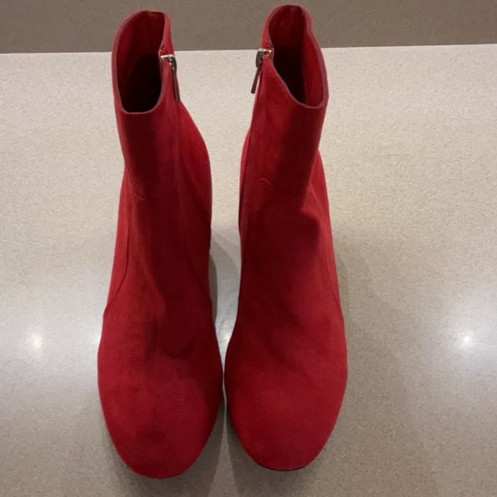 Rouge Helium Red Ankle Booties Suede